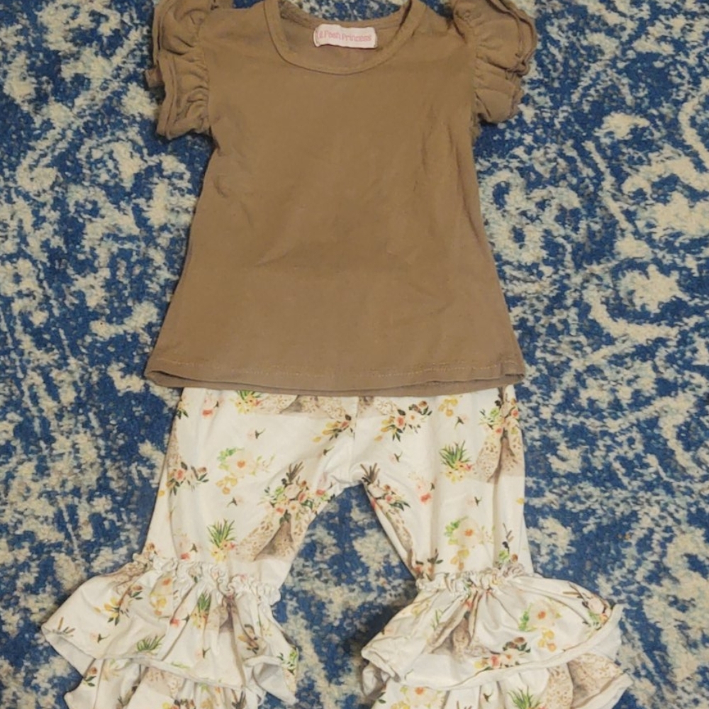 Toddler girl's outfit
